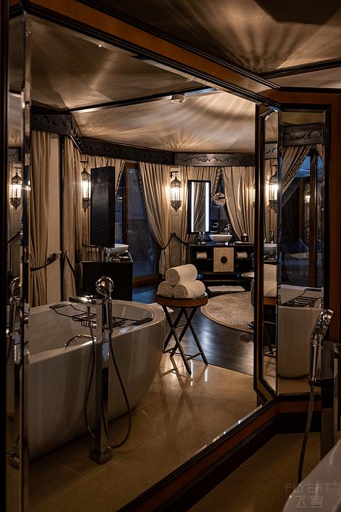 哈伊马角利兹卡尔顿,哈伊马角沙漠丽思卡尔顿酒店