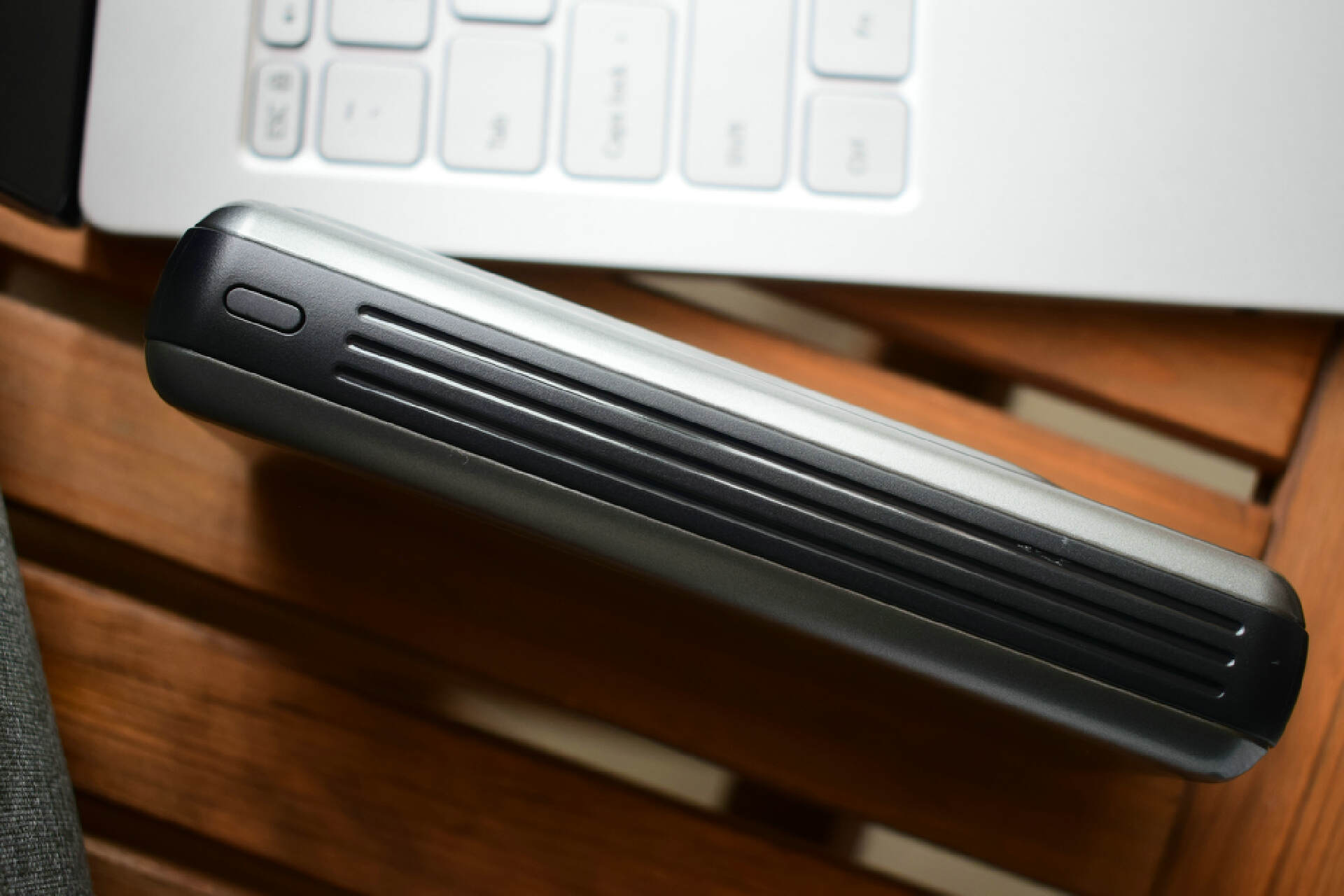 羽博充电宝10000评测,羽博66w快充线评测