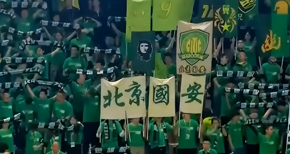 国足0比1卡塔尔韦世豪表现,“退钱哥”：国足踢得丑陋且讽刺