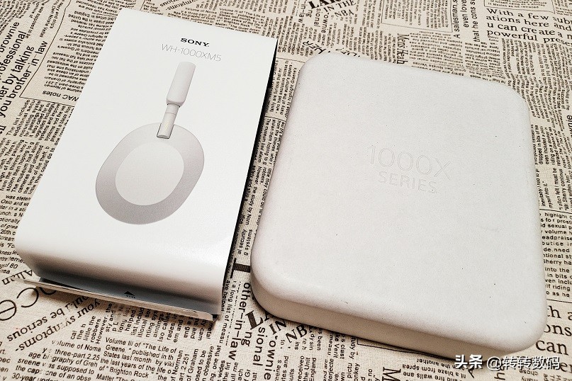 索尼耳机wf1000xm5续航,双旗舰降噪耳机评测
