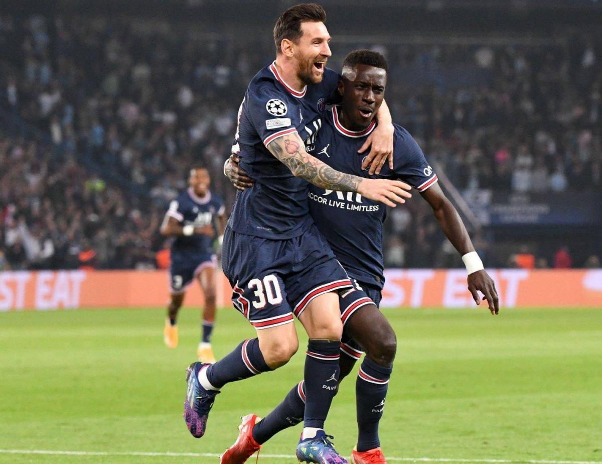 梅西跑动距离和c罗对比,梅西跑动距离詹姆斯