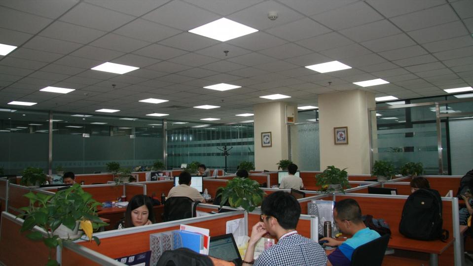 湖南小伙彩票牟利9亿 (男子彩票中500万一年后却负债被抓)