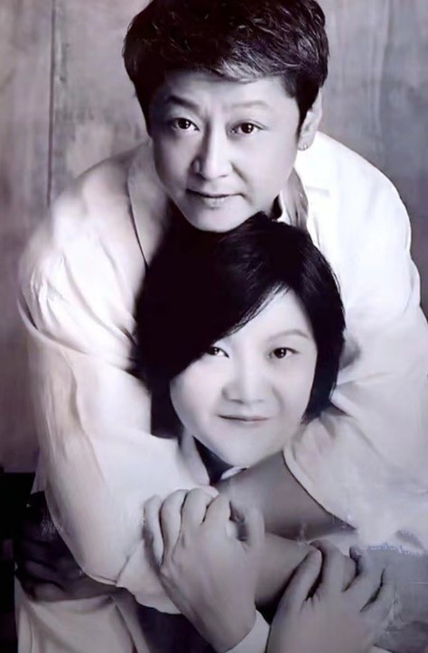 洪晃名门痞女年轻时候,名门女人洪晃完整版