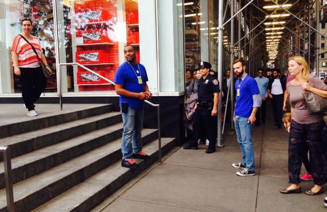 美国工作多久可以买iphone14,在外国买一台iphone14要多少钱