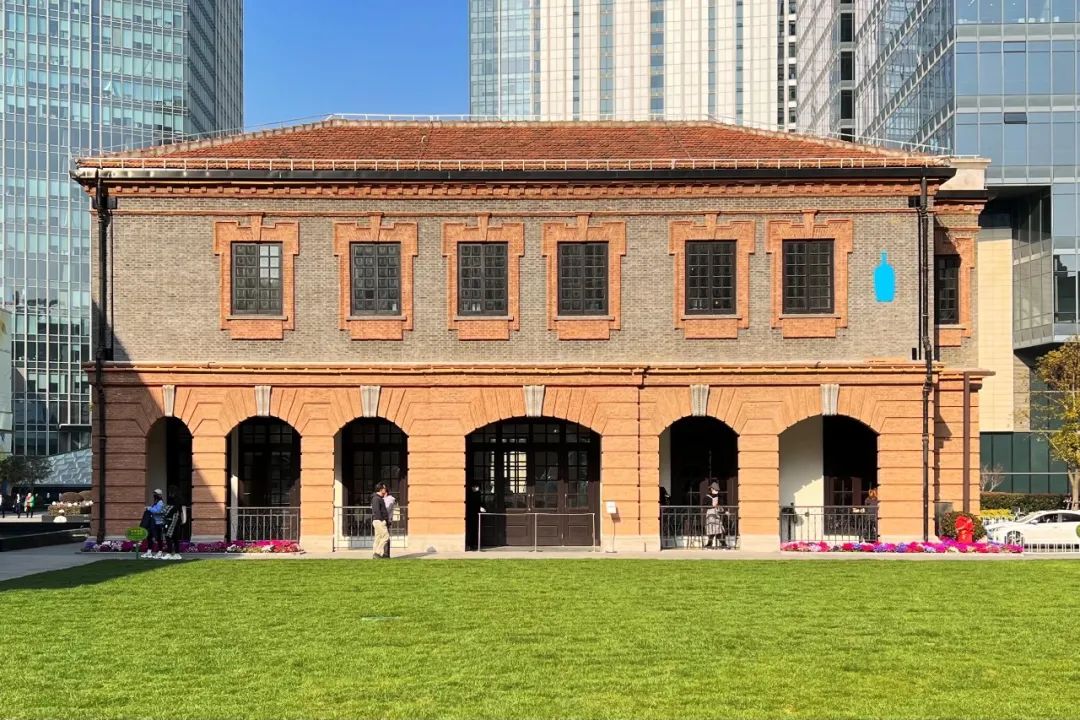 bluebottlecoffee上海首店,bluebottle上海前滩太古里店