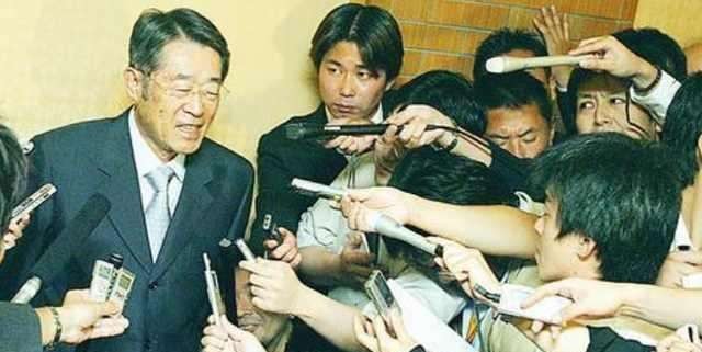 庶子逆袭成世界首富，曾有1/6日本商业土地，被抓时仅有两处房产