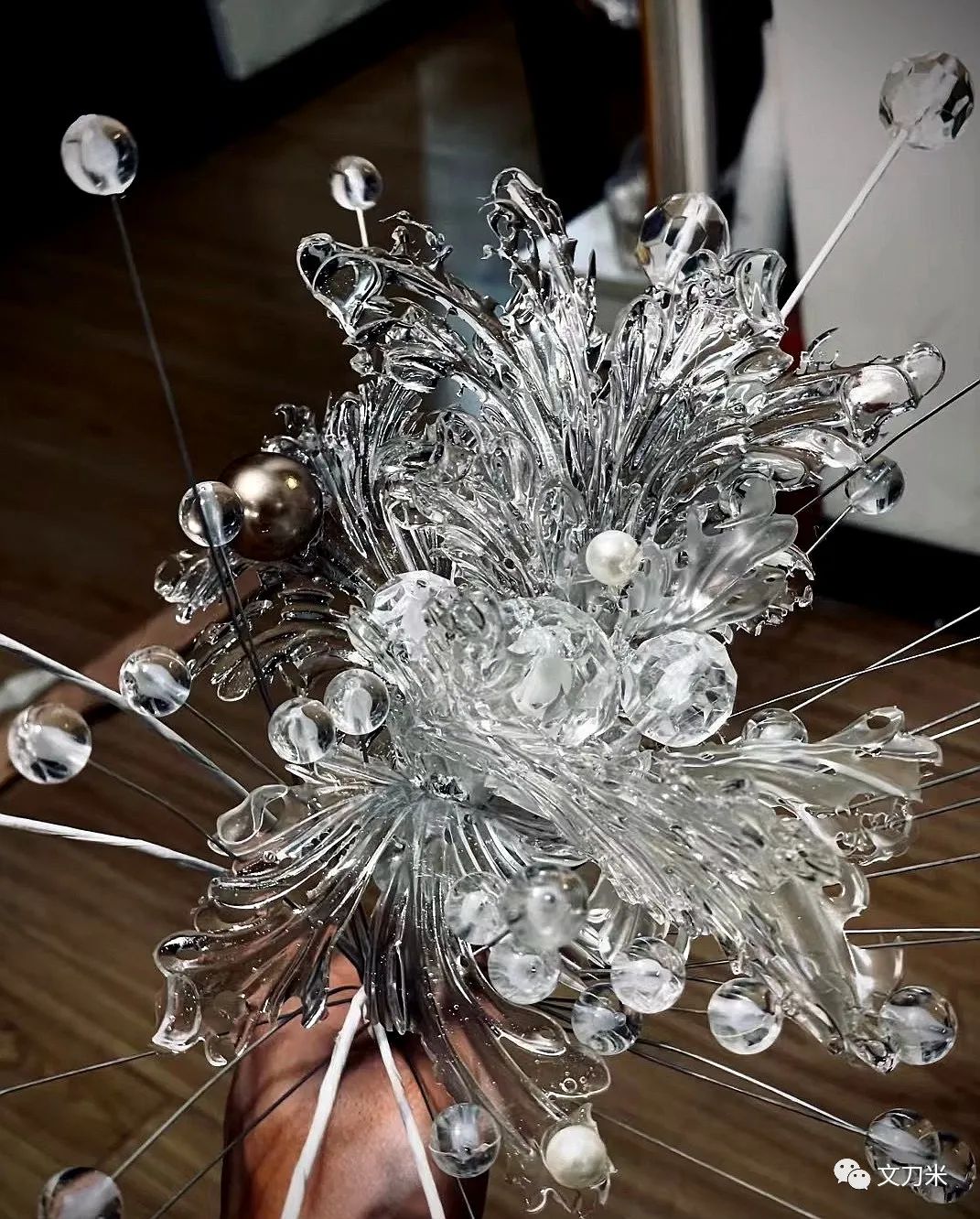 34岁转行即火|大品牌、明星争相找这位新手做花