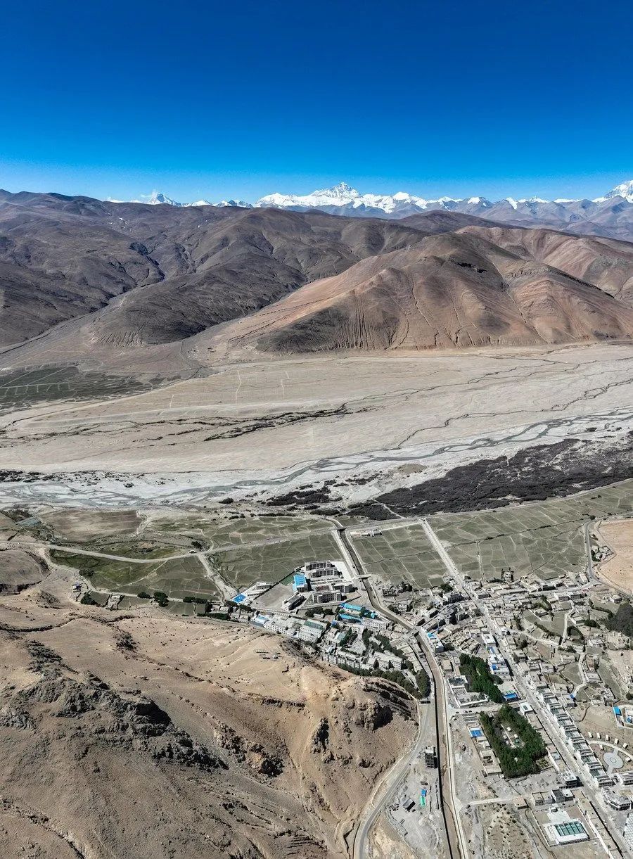 珠峰脚下网上课,珠峰钢琴曲