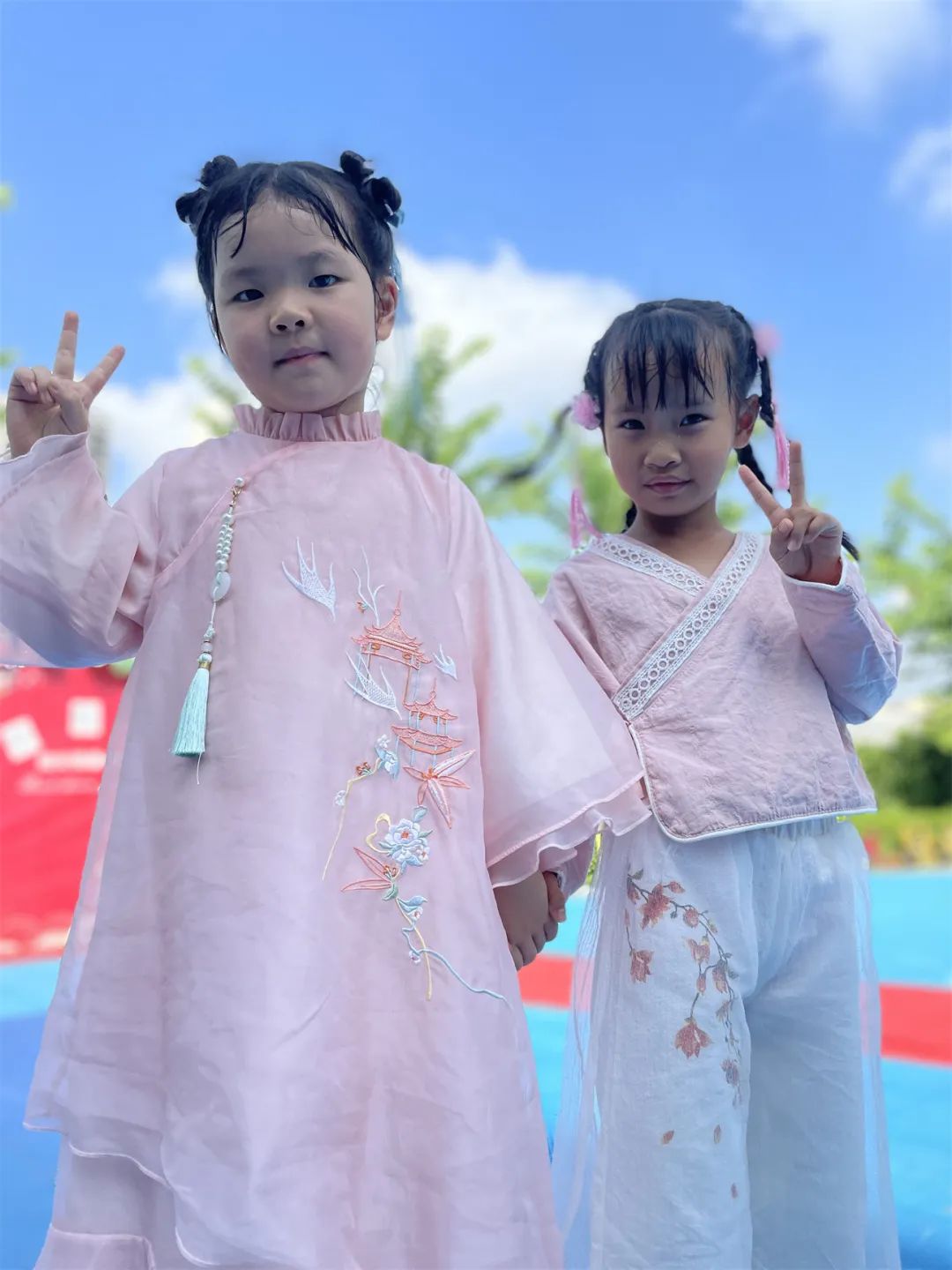 心怀皓月，致敬师恩，百仁幼儿园中秋节教师节双节主题系列活动