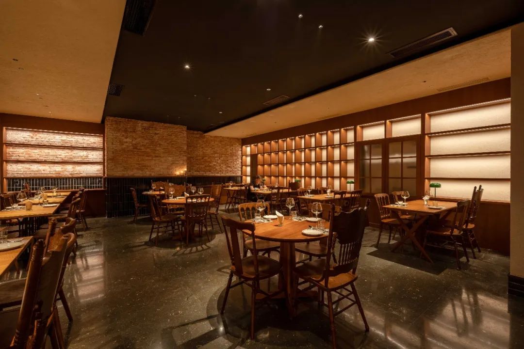 设计灵感丨高温+疫情，这18家“倒霉”的成都新店有什么看头？