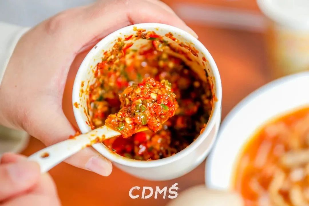 嗦粉成都美食,成都美食嗦粉