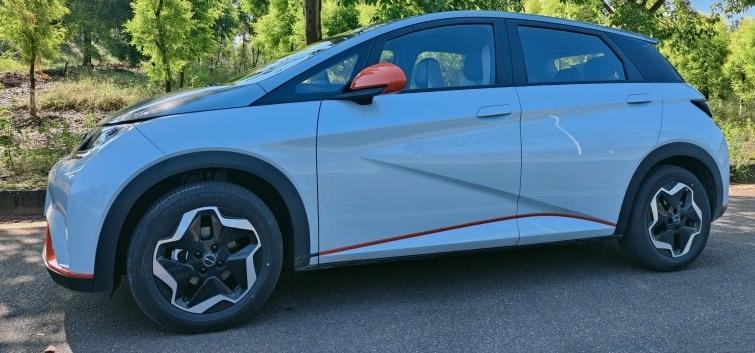 买纯电汽车什么体验,纯电动汽车用户真实感受