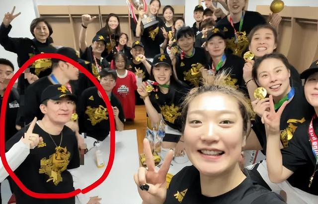 李梦在wnba穿几号球衣,李梦韩旭杨力维wnba首秀时间