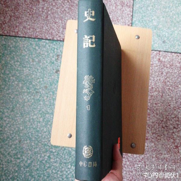 我偏爱锁线装,就在于它平摊阅读、长期保存两不误