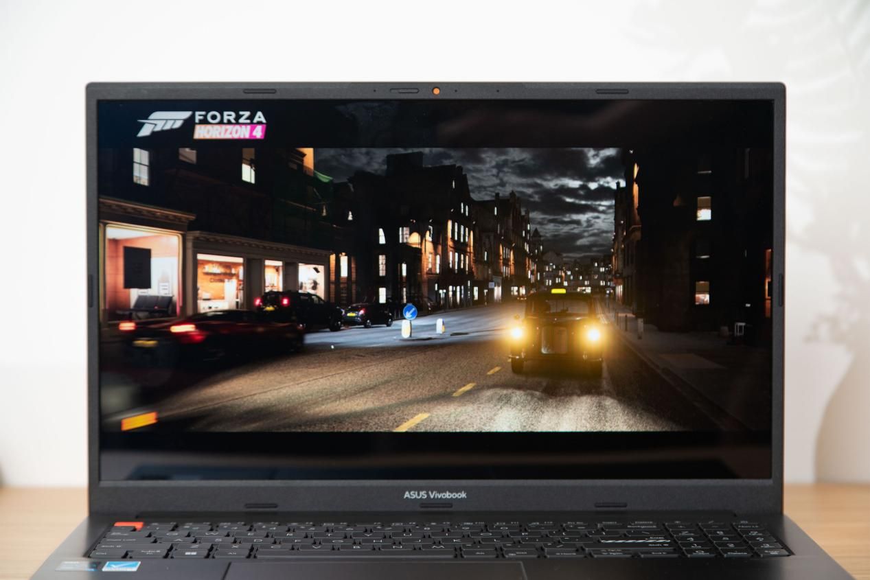 120hzoled屏幕的笔记本电脑,全球首款27寸240hzoled