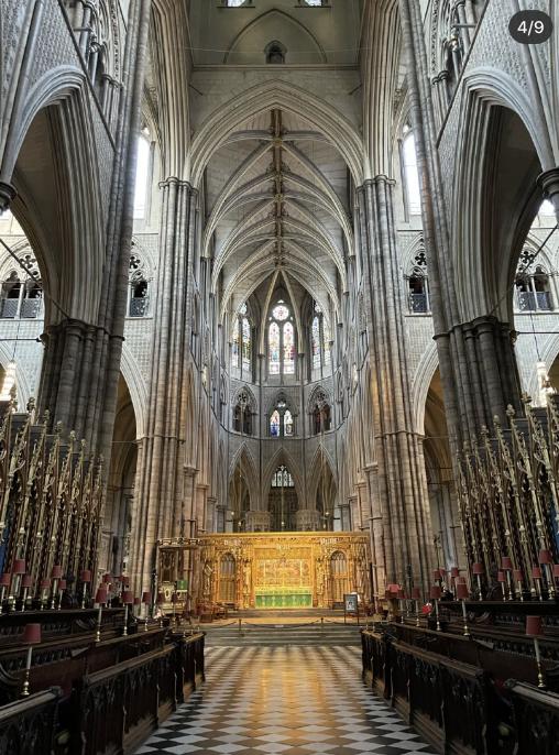 我是尖的，戳破天的那种！——哥特风格