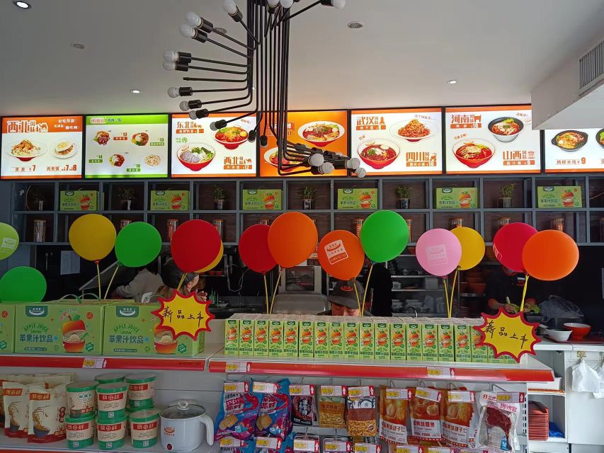 从一家快餐店发展成十家快餐店,一家小面积快餐店