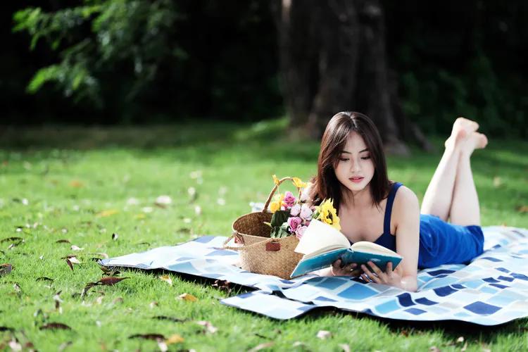 朝沐东风晚沐霞——友文荟萃