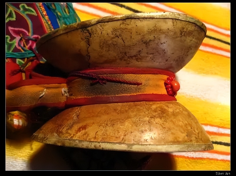 如何区分藏传佛教寺庙,藏传佛教四派的寺庙标志区别