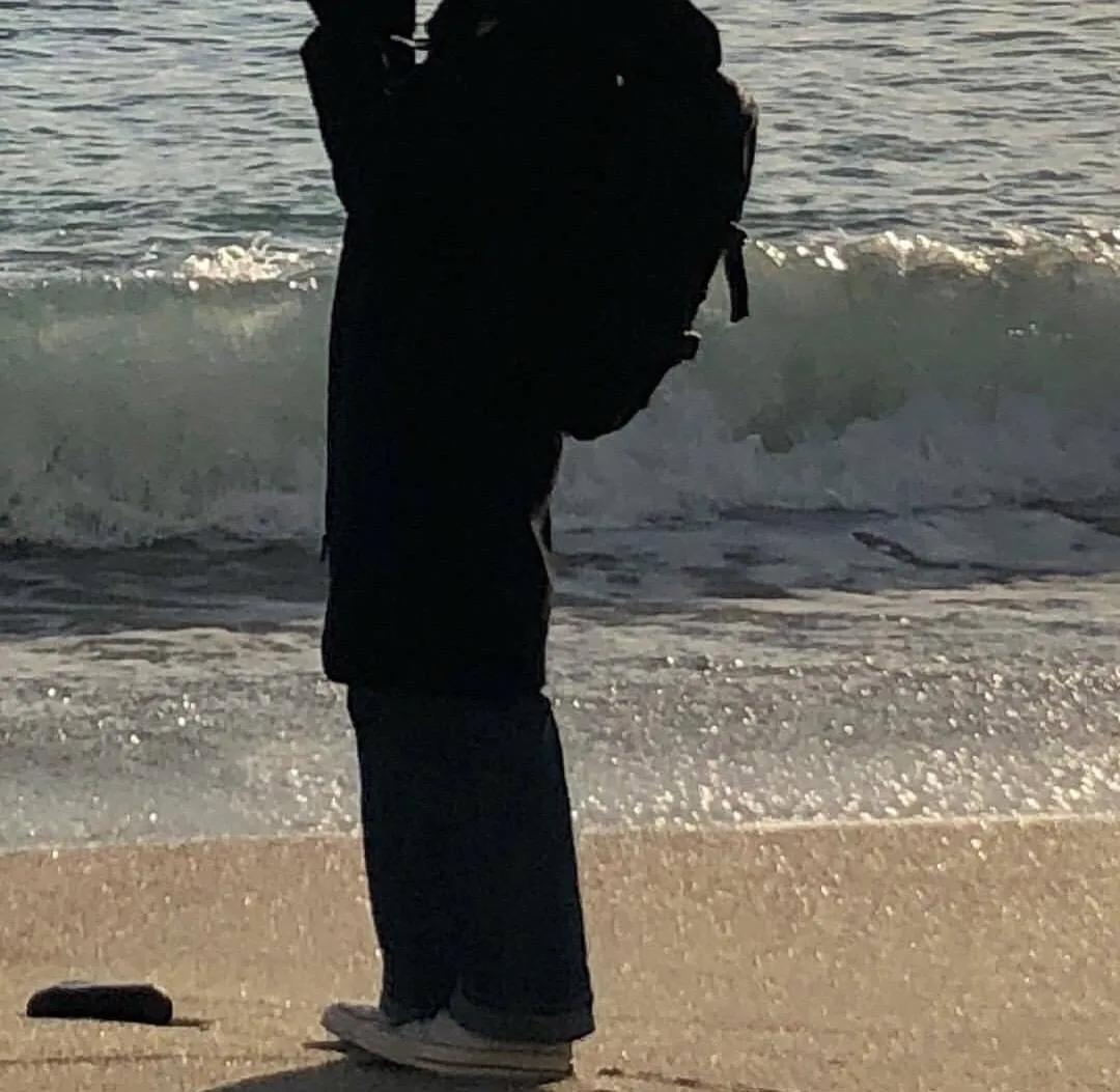 希望下次见面谈笑风生不动情,下次见你谈笑风生不动情英文