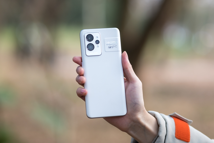 盘点目前最值得入手的4款手机,这三款手机才是公认的高配低价