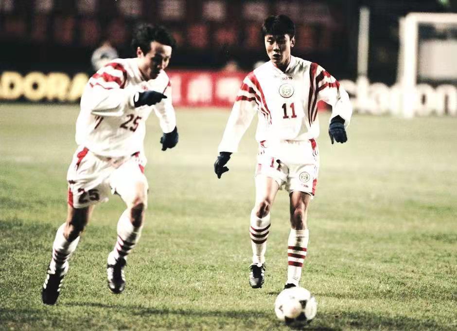 能攻善守的前锋,能攻能守的控卫