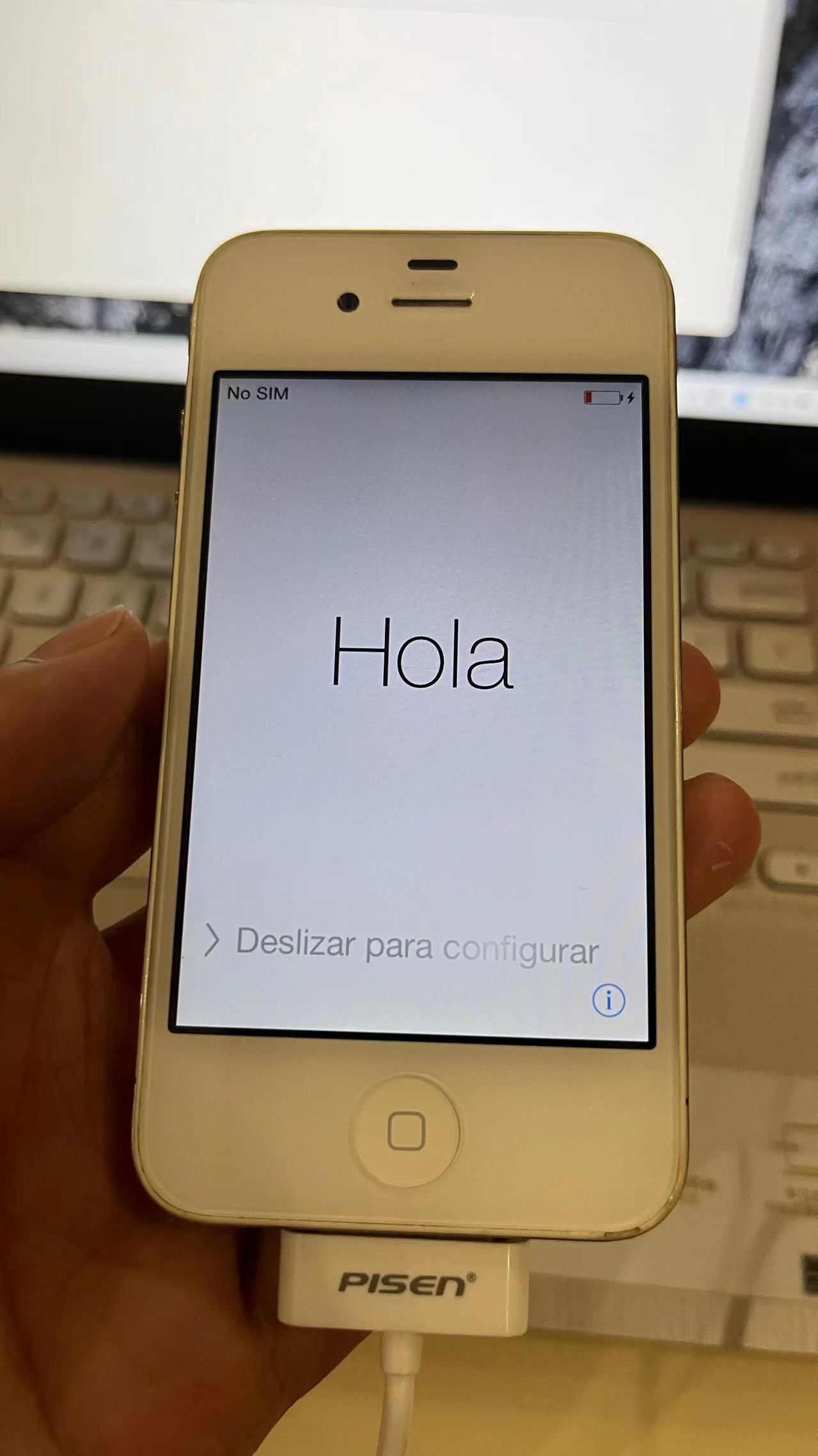 心血来潮，把玩把玩一代神机iPhone4