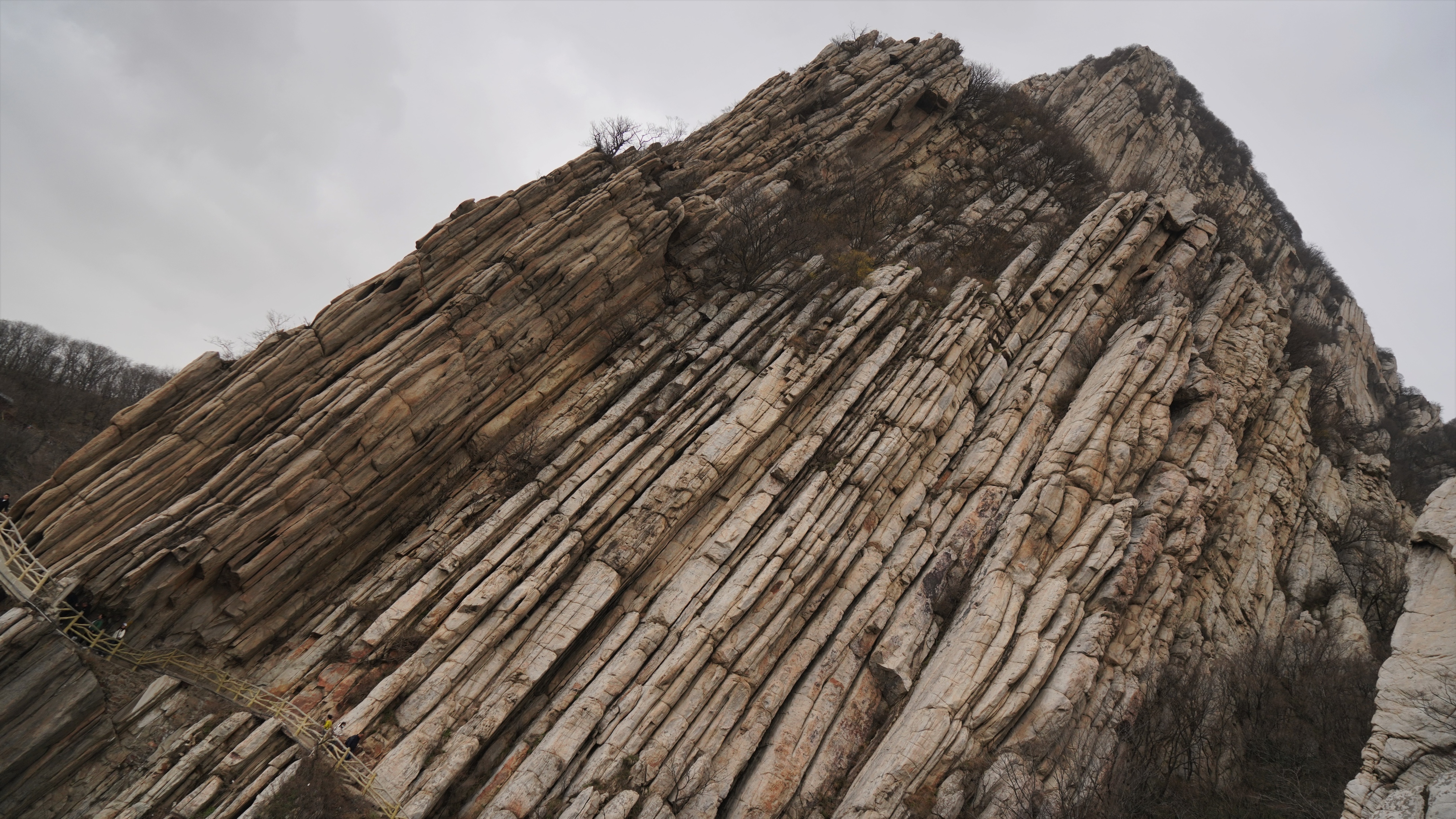 嵩山少林寺几级景区,中岳嵩山和少林寺是一个景区吗
