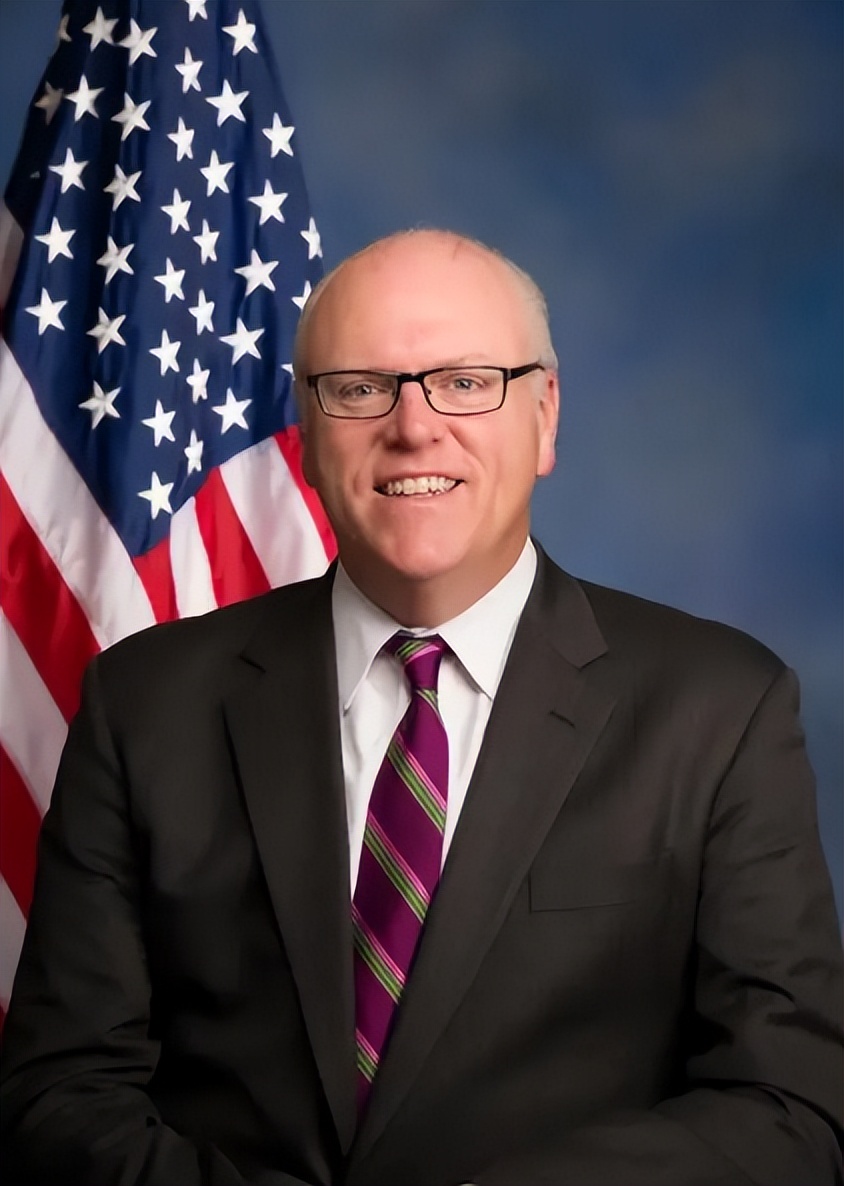 选民们已经决定了，就由你来当这个总统