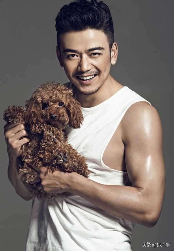 《东八区》下架,7部“叔圈”油腻史诗级巨制,你躲过了几部?