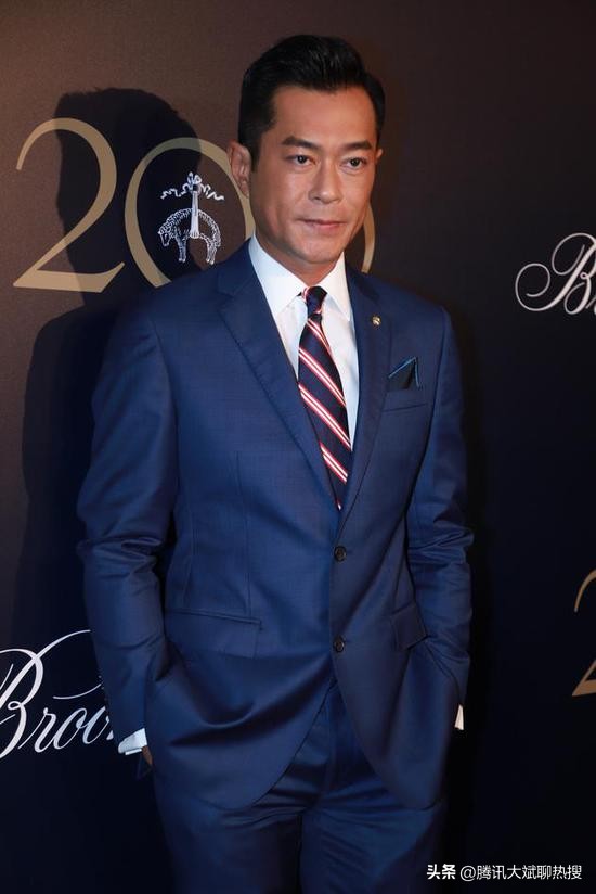 tvb十大经典商战电视剧,tvb的商战剧印象最深的还是创世纪