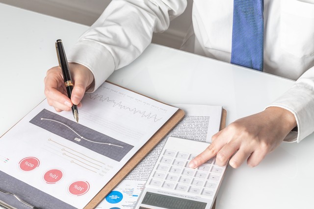 利率4%一万元一年多少利息,利率下调意味着什么