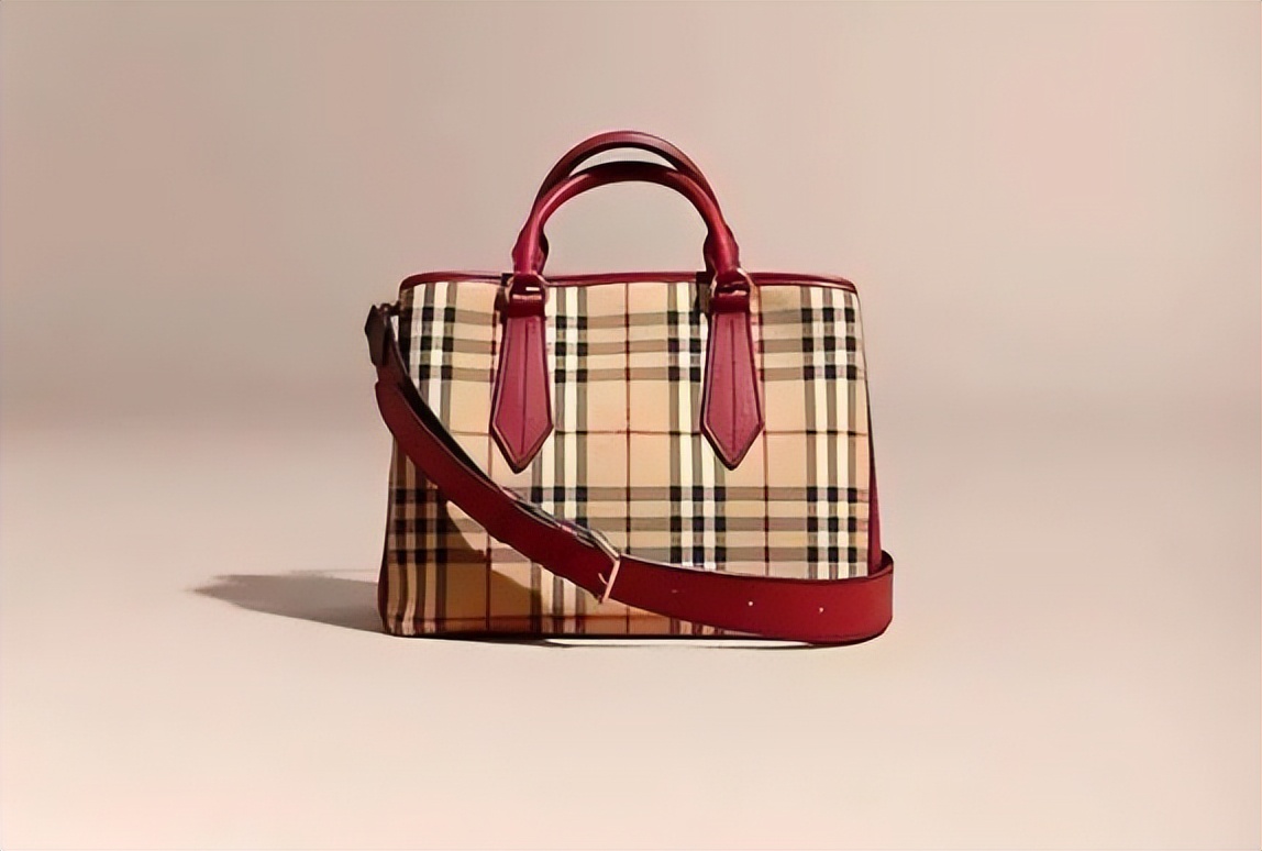 巴宝莉的品牌价值观,巴宝莉burberry斗篷