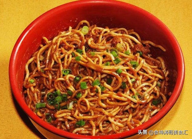 湖北武汉美食小吃15大冷知识，本地人视为美味，外地食客避免踩坑