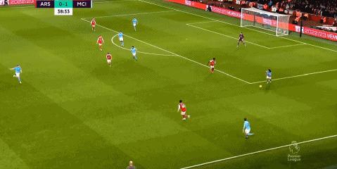 瓜迪奥拉输给穆里尼奥之后,曼城师徒对决