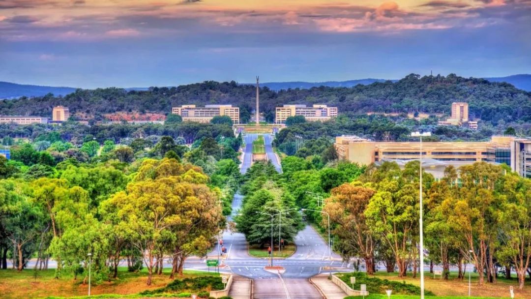 还在苦等PR？无需移民专业，无需关键职技能清单职业，你必须知道