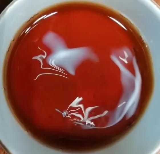 杨子长条玉作葩花光冻棘眩冰花。短蓬几见空相似，捕影图成试吃茶