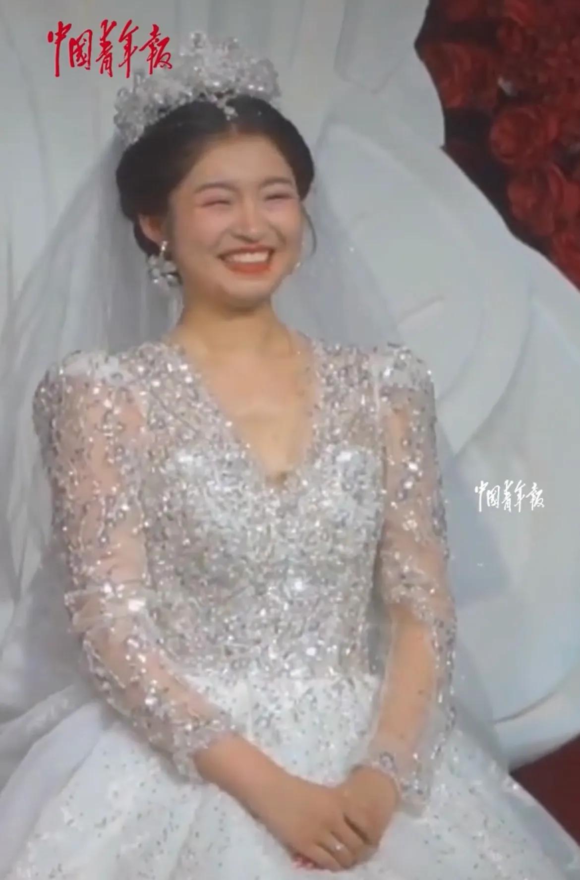 婚礼女方父亲致辞14次鼓掌搞笑,新娘父亲婚礼致辞幽默风趣