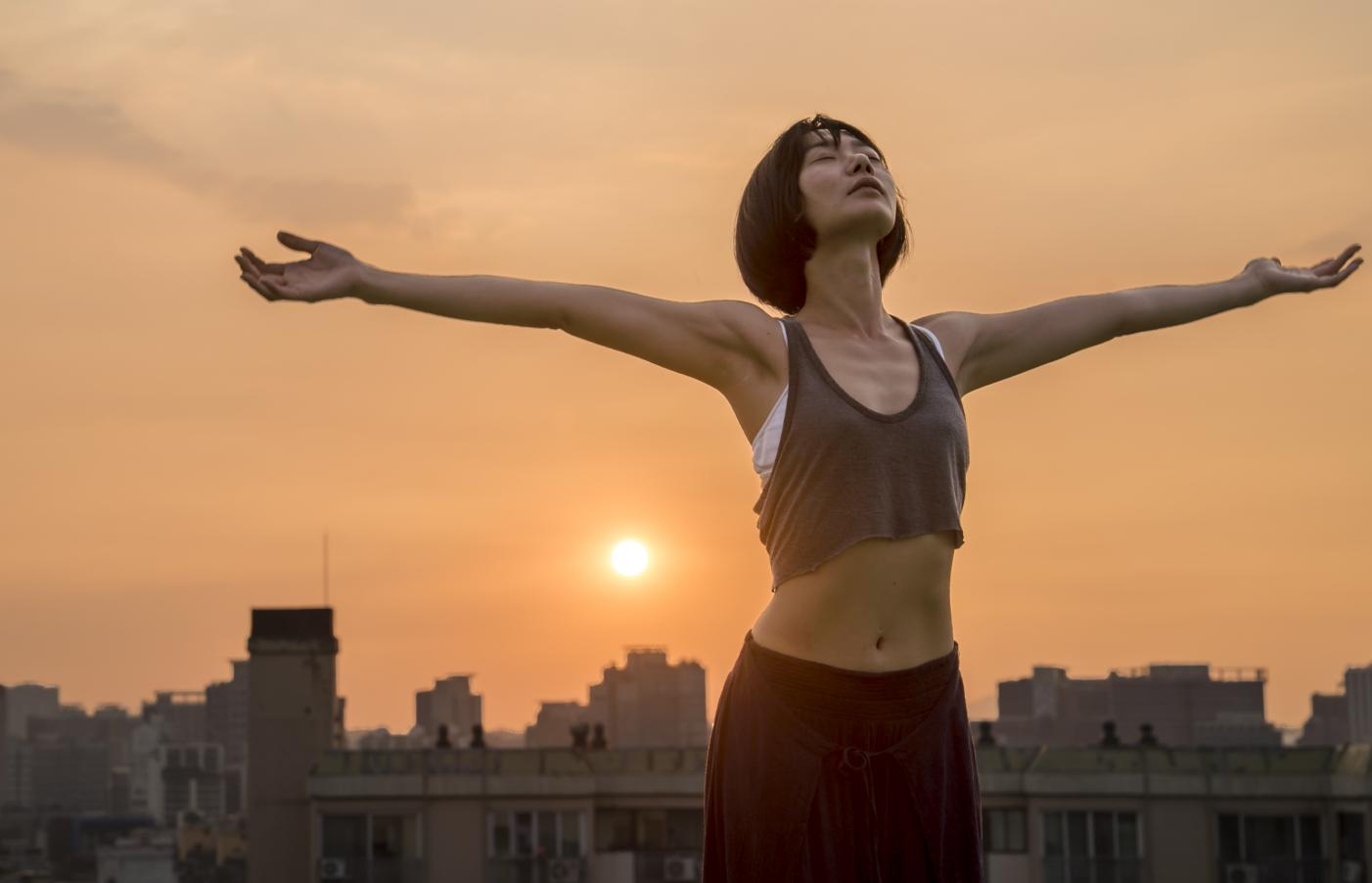 科幻黄暴尺度之峰的《超感八人组》已经完结几年，至今还没被超越