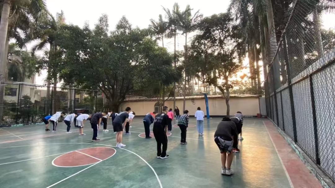 抑郁症青少年健康成长手册,青春期抑郁症的发展过程