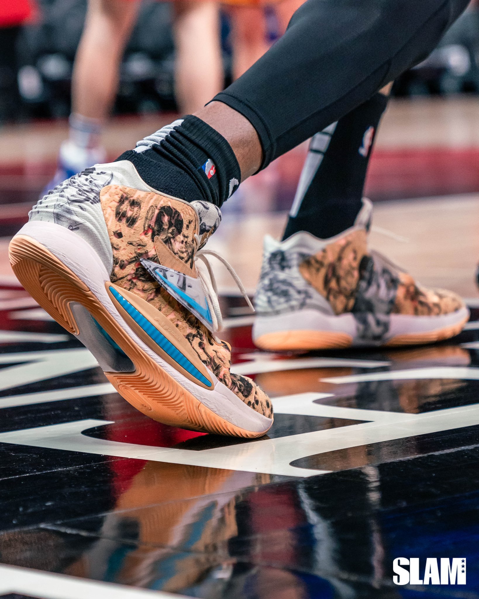 kd15高颜值,kd15和lbj21