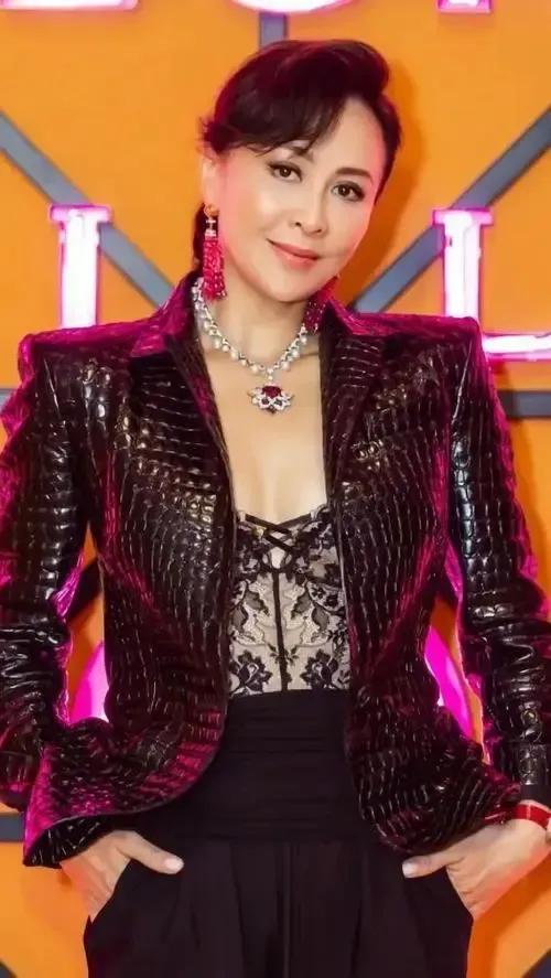 香港著名影视明星刘嘉玲,香港演员刘嘉玲电影作品