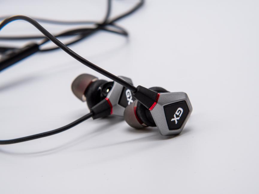 200出头还带独立7.1声卡的小金标耳机，实际效果如何？