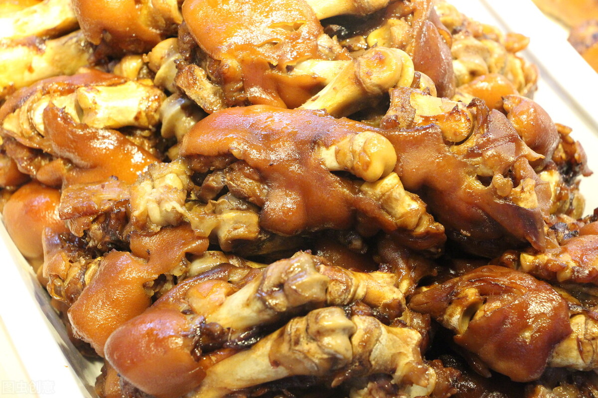 黄精炖猪脚的功效,黄精炖猪脚有什么功效