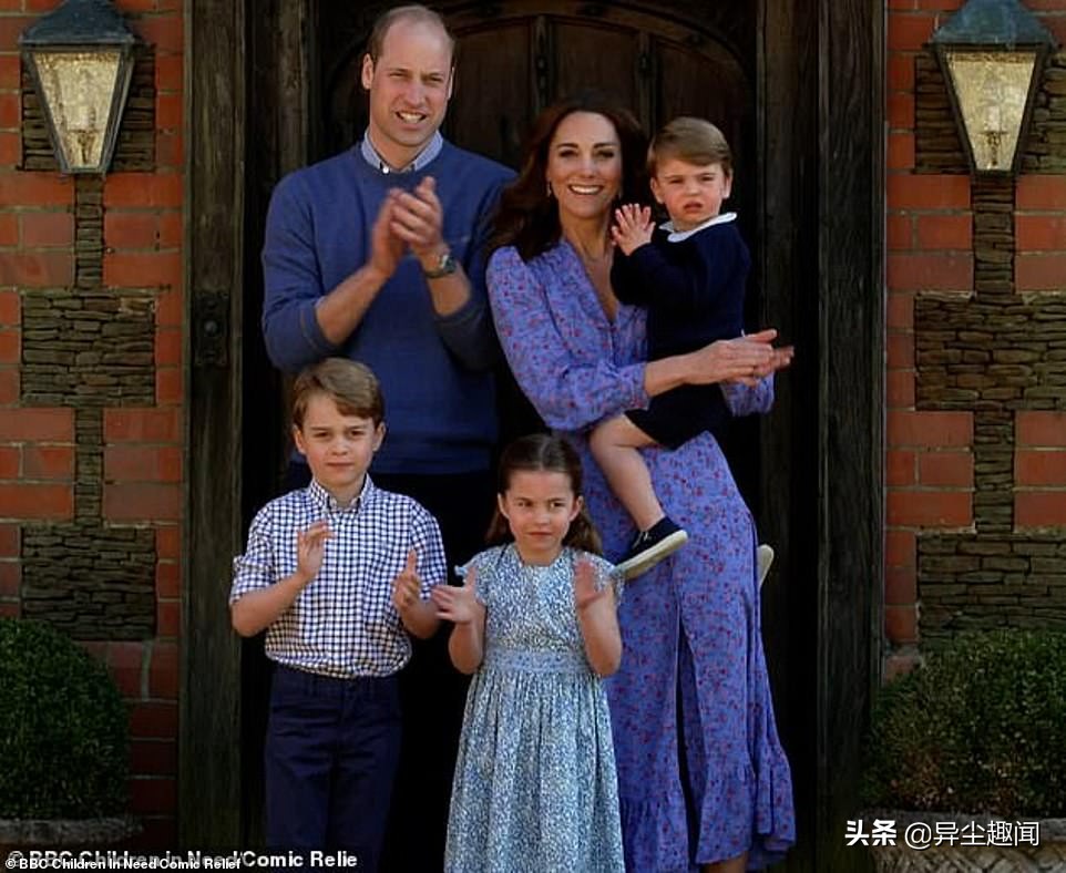 凯特王妃圣诞节着装和首饰,凯特王妃圣诞节2014年活动的大衣