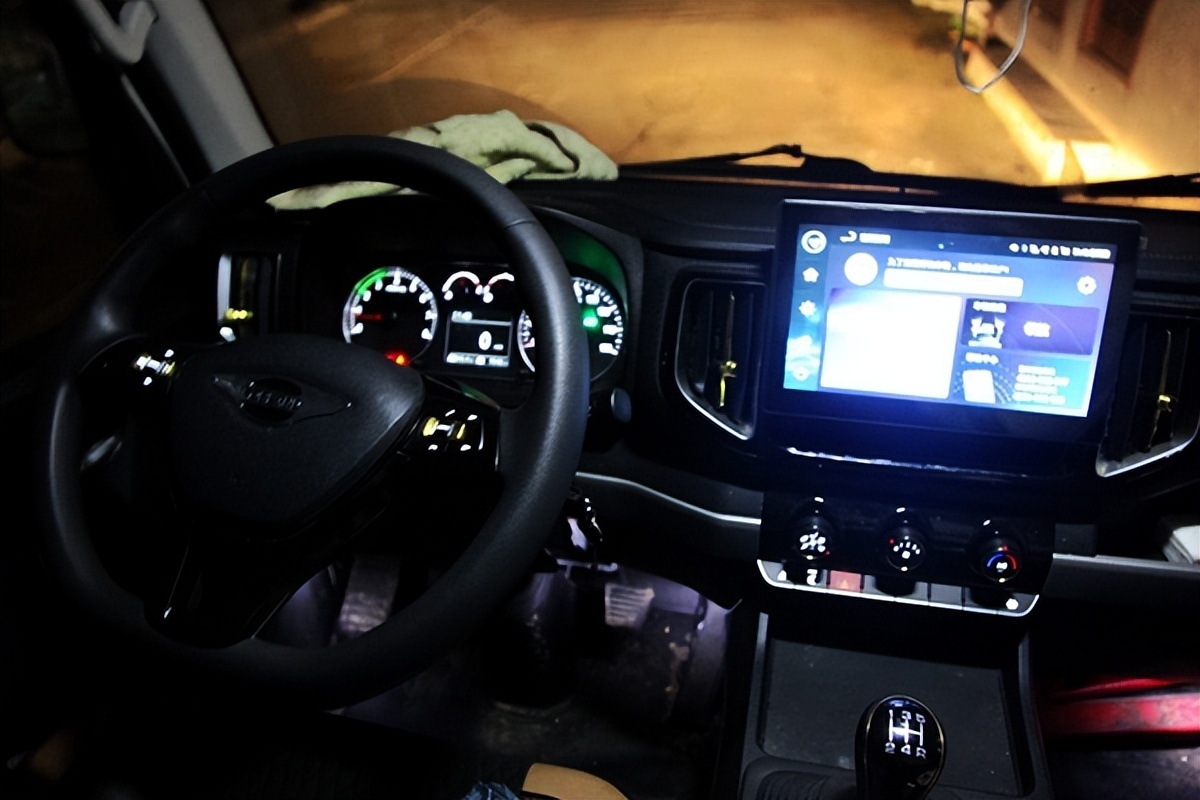 福田领航s1小卡之星双排5座,福田领航s1小卡排半柴油版价格