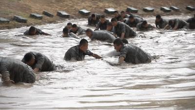 抖音刷屏的解放军营长，获中央军委表彰！