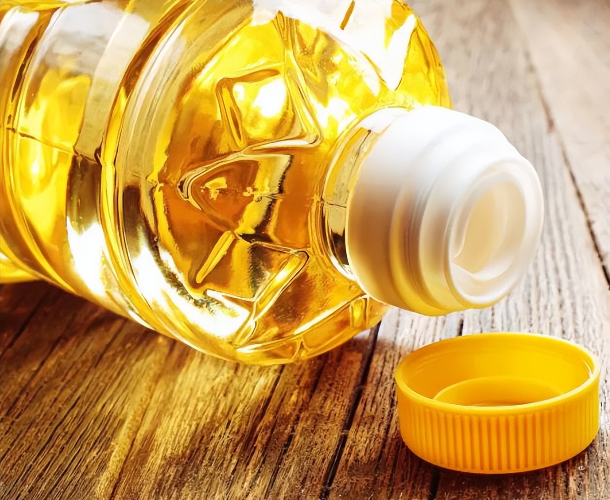 十大不建议吃的大豆油,最健康的油是大豆油吗