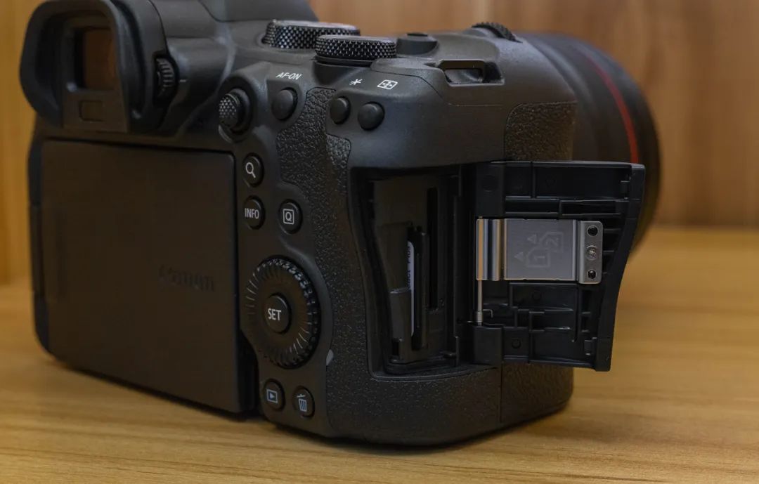 佳能eosr6markii相机镜头推荐,佳能eosr6mark2直出