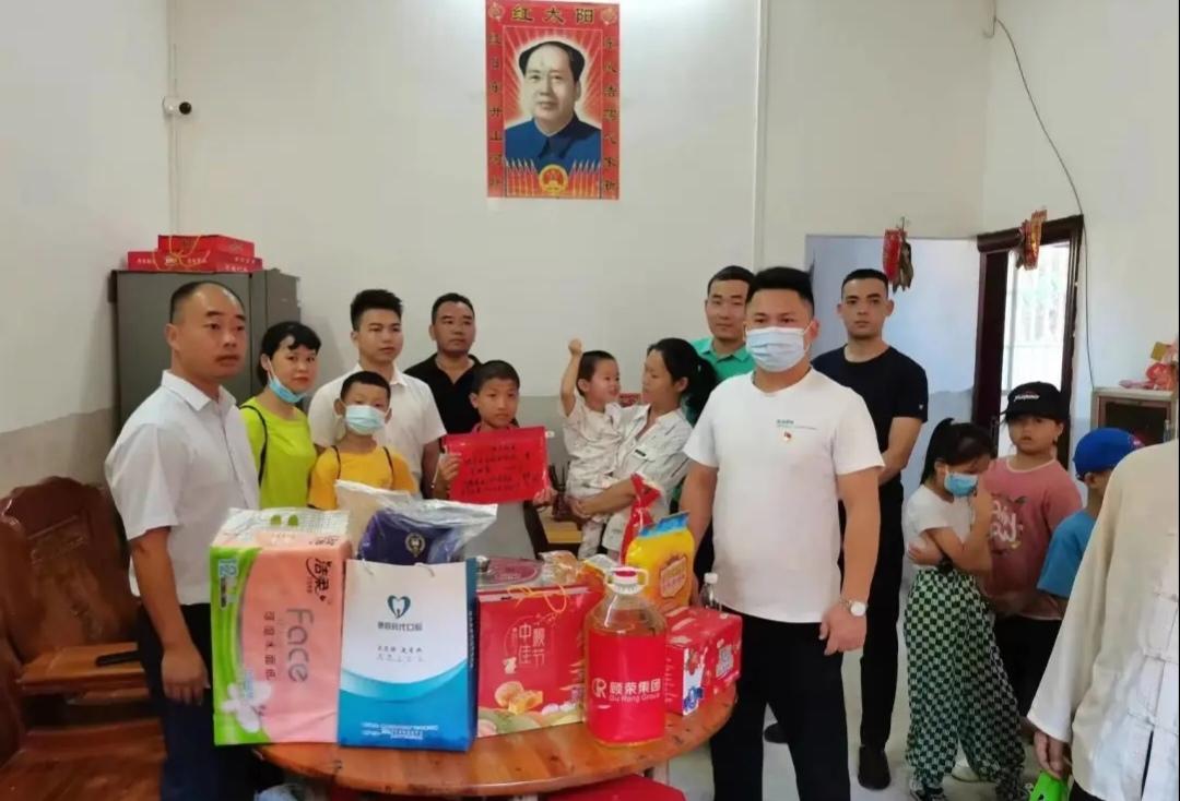 藤县长跑至北京五周年：岭景诗社赞“印象公益”“北跑勇士”诗词